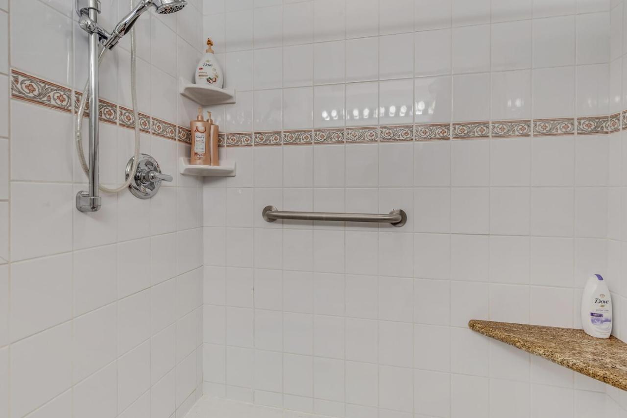 Сasa de vacaciones Cozy With Sauna In *